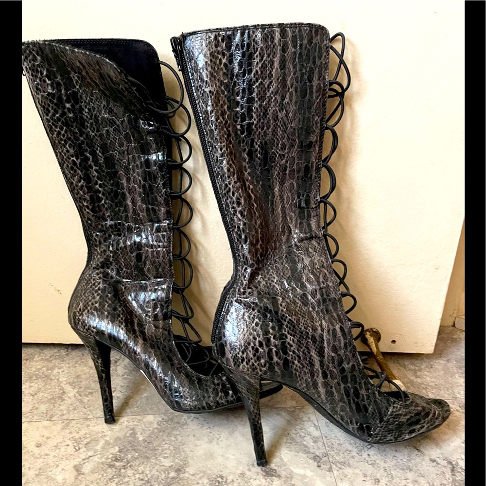 Open Toe Calves Boots. - image 1